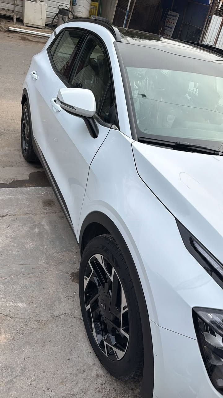 اللهم صل ع محمد وال محمد
سبورتج 2024
 فول الفول 1/1
كل المواصفات الي بالك بيها
كراسي كهرباء تبريد وتدفئه
ستيرن تدفئه
جنطه كهرباء
شحن واير لس
بانوراما
داخل بيجي
منافذ شحن خلفيه
كار بلاي
حساس امامي خلفي
بصمه دخول وترحيب
تشغيل عن بعد
تنزيل جامات عن بعد
سويج عدد 2
ماشيه 33 الف
كلش نضيفه 

خليجي / اگدال
المكان بغداد الاعضميه
رايديها 228

***********
