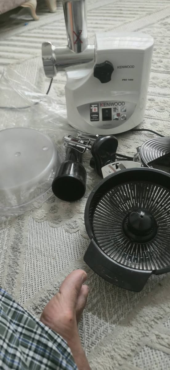 ست البيت مع مثرامه جديده المانيه للبيع مع الملحقات التواصل خاص


**إذا كنت صاحب هذا الإعلان وتريد حذفه لأي سبب، رجاءا أرسل رسالة إلى الدعم الفني**