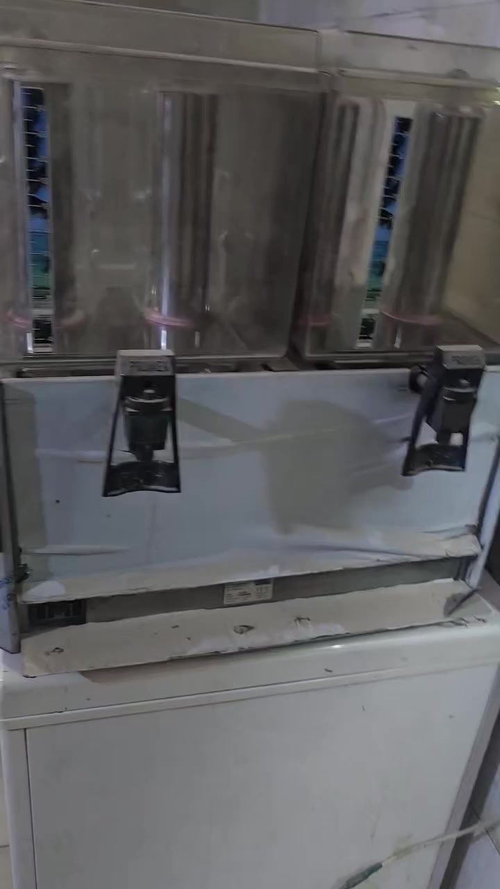 جهاز شربت خانتين لبيع ايطاليالتصال ***********
