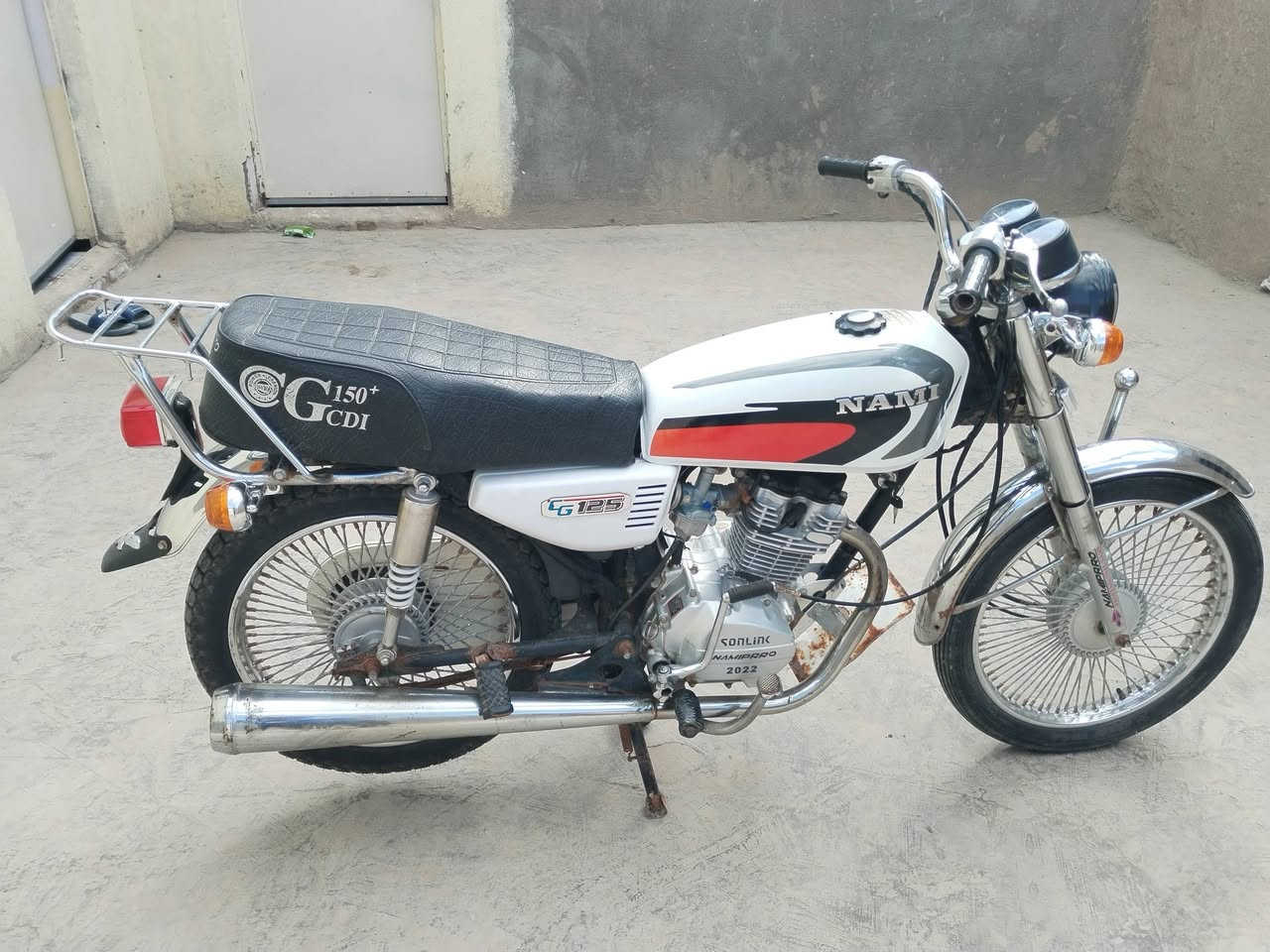 سلام عليكم لليع نامه برو 22 اوراق اصولي كفالة عامه محرك ما مفتوح شرط كهربائية شغاله كله تخم تاير جديد سعره 725 مكاني رفاعي شراي يدلل ***********
