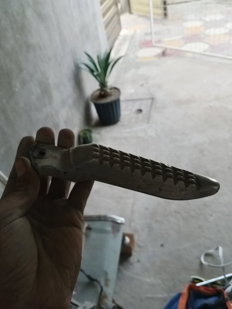 سلام عليكم 
للبيع غراض فورزه 06 
ابسعار مناسبه 
بغداد الدوره 
***********
