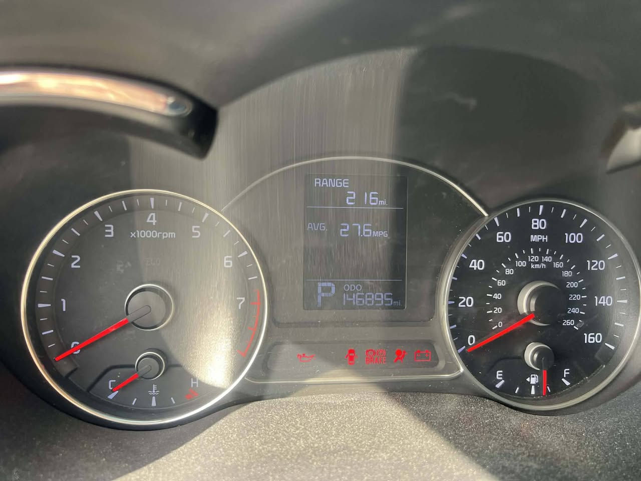 سلام عليكم شلونك شباب
عندي فورتي مديل 2015 سياره نضيفه ما ناقصه اي شي بيه بس  تبديل جاملغ امامي بدون ايرباك ماشيه 146 مكان السياره بغداد رقم التلفون *********** السعر  120وبيه مجال
