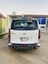 ستاركس البيع موديل 2009  السياره بيه صفحه صبغ  07814898324