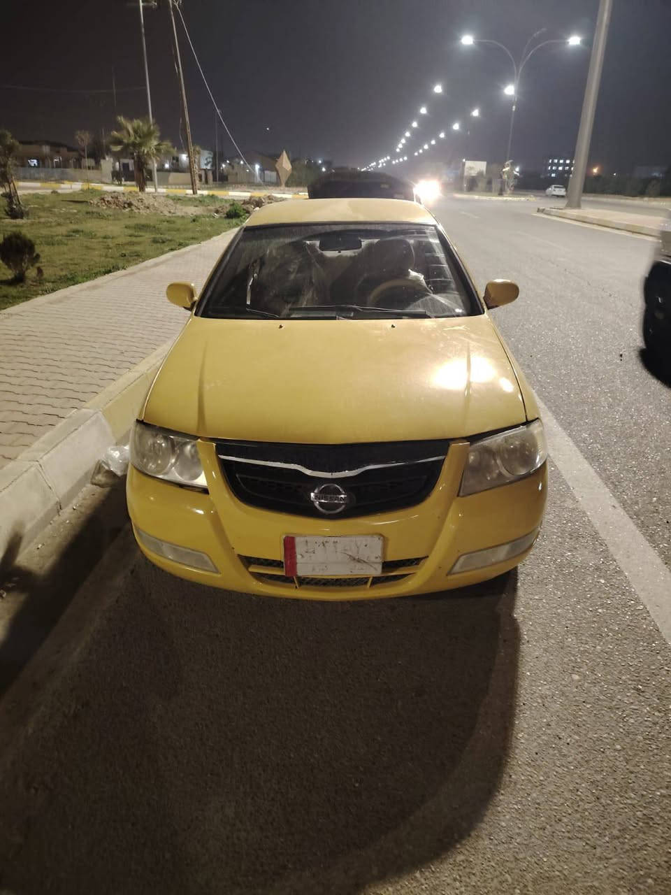 السلام عليكم للبيع نيسان سني 2010 رقم بغداد تحويل مباشرسياره كير محرك حداديه تدفئه تبريد مكفول السعر 70 ورقه وبيها مجال بسيط مكان السياره سامراء الهاتف ***********
