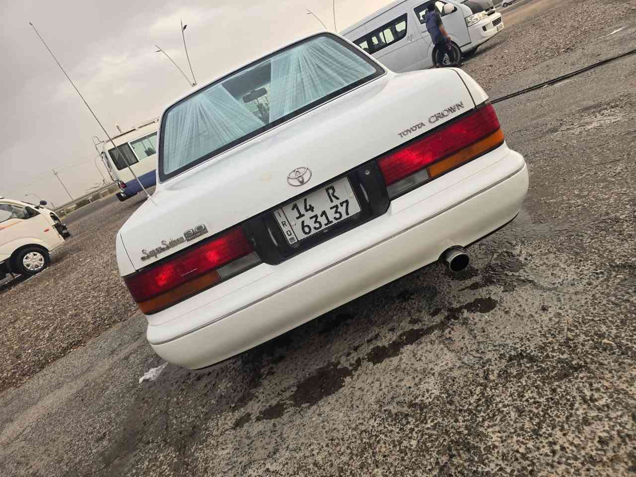 سلام عليكم ارنب طويل ايسر بلاد مكفوله كفاله عامه من الكص والنقل جثه والعيب الشرعي والضربه والصبغ رقم بصره دولي سنويه جديده بئسم خالي طخم تاير كير ومحرك جدد حداديه جديده كهربائيات كله جاهزه سياره جاهزه وماناقصه شي دواخله جديده عسلي مكاني البصره تقاطع الخور  سعر 78 ت///***********
