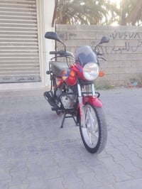 باجاج • بوكسر • دراجة نارية • للبيع • موديل 2018 • مرقم • ديالى • مكفو...