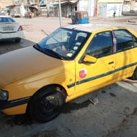 للبيع سياره بيجو لميس موديل 13 مصفره هيئا وغرامات رقم انكليزي هزه جديد...