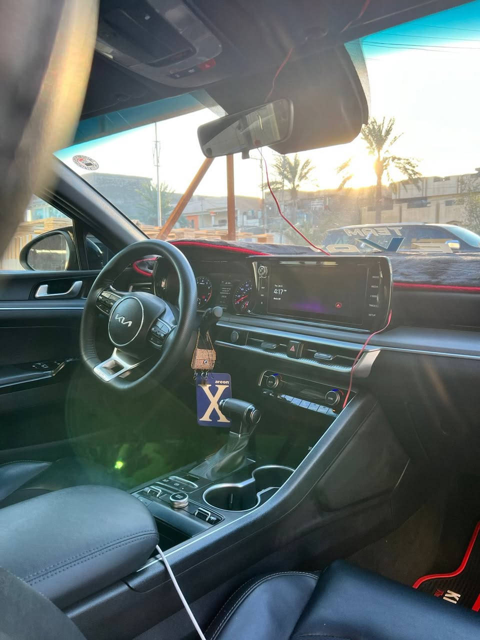 سلام عليكم k5 2024 جيتي لاين فول  عدا بنوراما حادث قطعةً وحدة للبيع مكاني المنصور  سعرها 187 بيها مجال للشراي ***********
