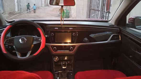 السلام عليكم
سانغ يونغ كوراندو موديل2022
رقم قادسيه
بسمي السيارة كوريا 
ماشيه80,
فول مواصفات 
دخول ذكي 
مصابيح led
بلوجكترات ضبابية led
كشافات نهارية
ويل كب 
ثلاث وضعيات قيادة  sport -normal-winter
فول تحكم ستيرن 
شفتات ستيرن
مري كهربائية
اشاراة مري
حساسات امامية خلفية وجانبية
نظام أوامر صوتية

و بيها هواي مواصفات

 سيارة كلش حلوة
و ناعمه
"السيارة صناعه كوريااا "

السعر ١٦٥ وبيها مجال 

***********
