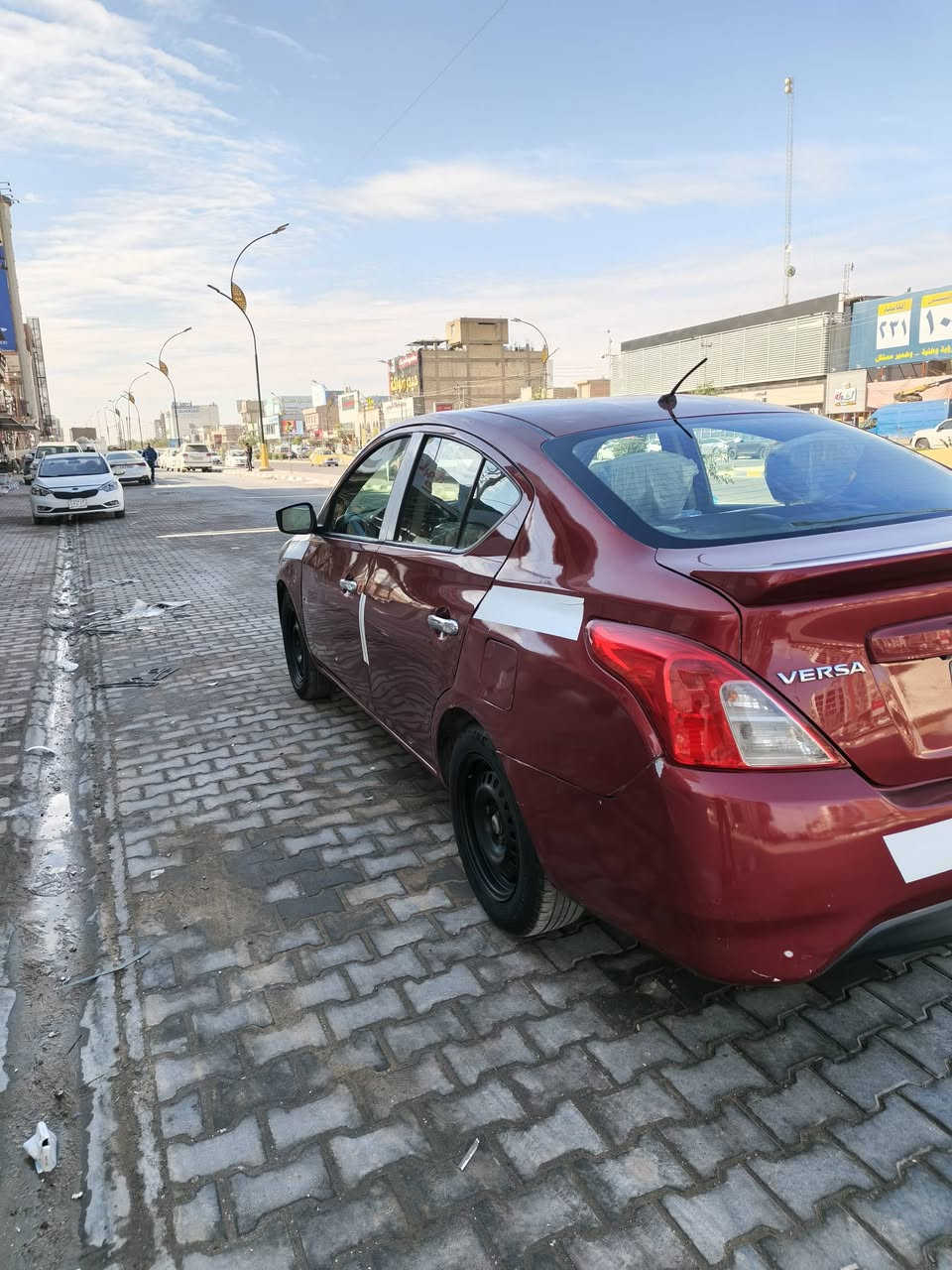 السلام عليكم 
للبيع نيسان فيرسا موديل 2019 . 
السياره بيها صبغات ابيعلك حزام . 
مكينه وكير وتبريد جاهزات السياره معوقين بعد 6 اشهر تصير حرة مكانها نجف السعر 82 وبيها مجال للشراي للإستفسار هذا رقمي *********** .
