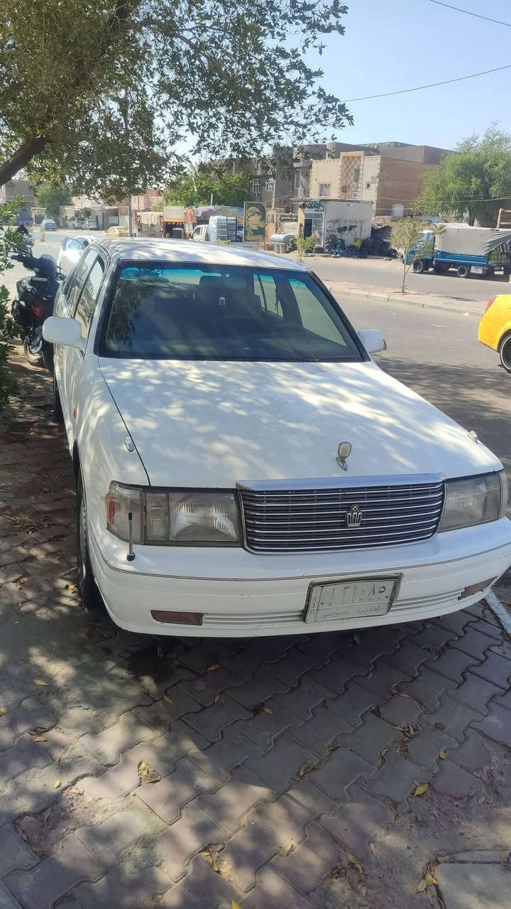 سلام عليكم راس الثور ايسر بلادي سعوديه سياره جديده كلش حداديه جديده تواير جدد ماعايزه شي تبريد شغال بسمي السياره مداور ثاني يوم مكفوله من الكص 
السعره 77وبيه مجال قليل 
المكان السماوه 
***********
