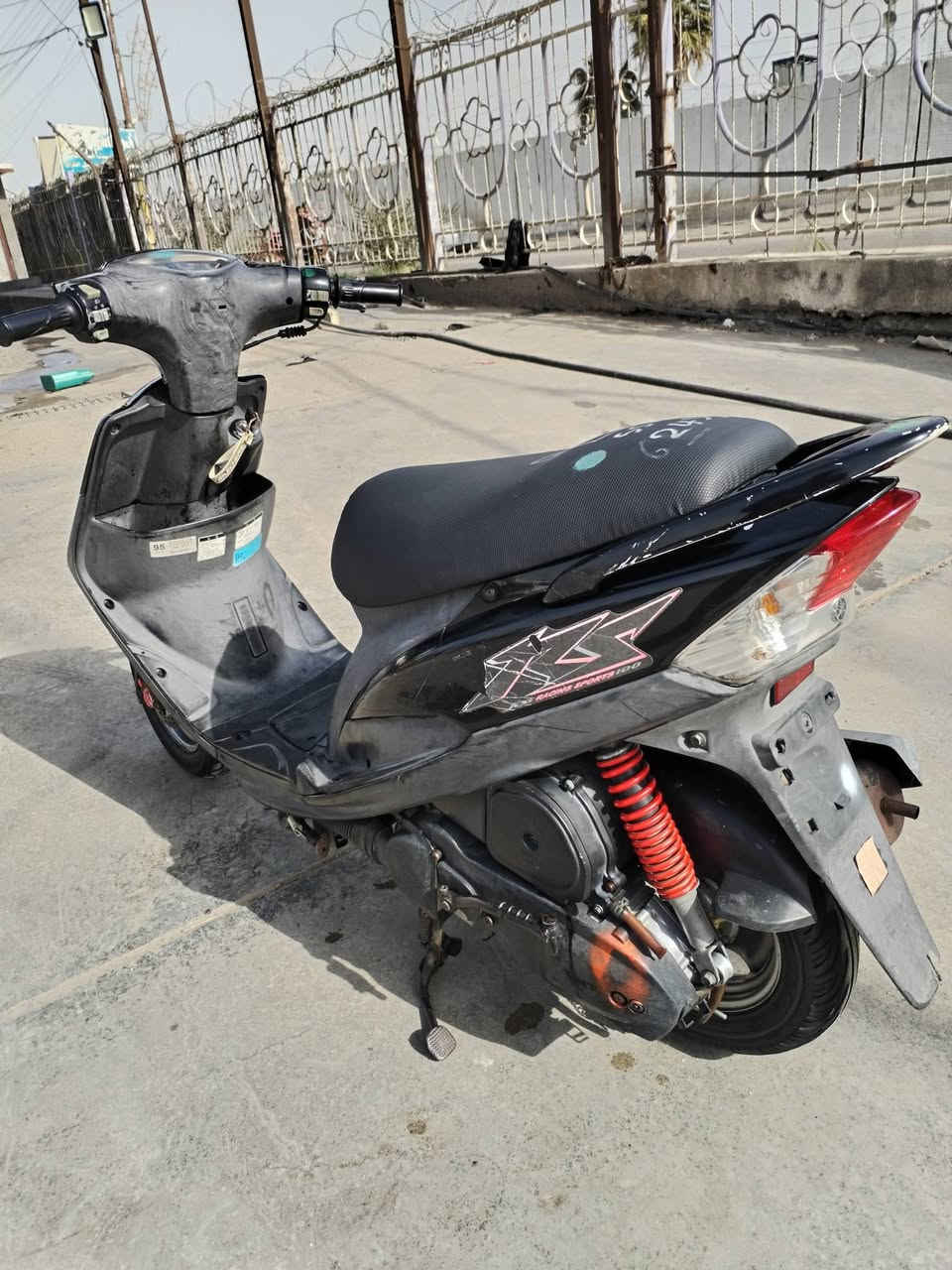 ماكس عدلة الدراجة جديدة صارلهه شهرر من نازلة ختم واحد مللح وكفرر وبرغيي ممفتوح بيهه وكلة اصللي السعرر 925 مكاني بغداد الشعلة للاستفسار ***********
