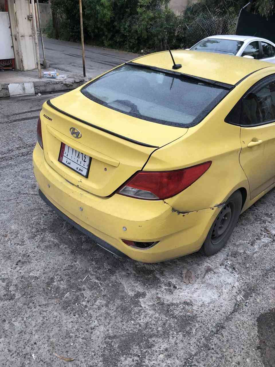 اكسنت مضلع  امريكي موديل ٢٠١٧
محرك جي تي اي حجم ١٦
كير ومحرك شرط
طخم نضيف
تبريد شغال
ضرر جاملغ من امريكة
السياره يناردلها حاديه وصبغ
السعر ٩٠ وبيها مجال
***********
