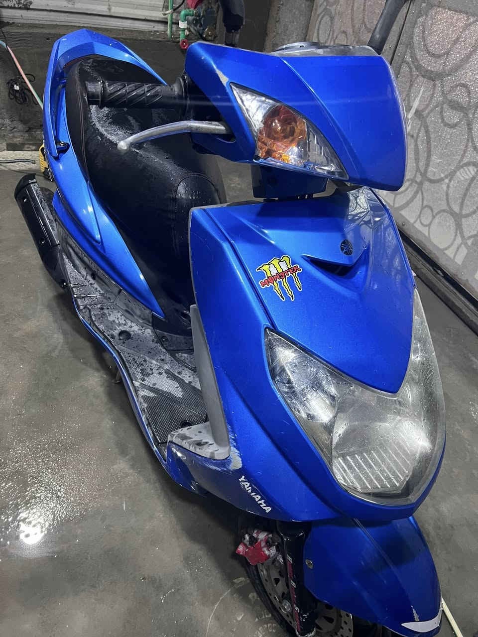 سلام عليكم 🫡 شباب سكنس كابريتر ١٤٠ كفالة عامة من تاير  إلى تاير اي شي ماناقصها السعر ٩٠٠ وبيهة مجال بسيط العنوان تاجي قرب الهزة المرور الهاتف ***********
