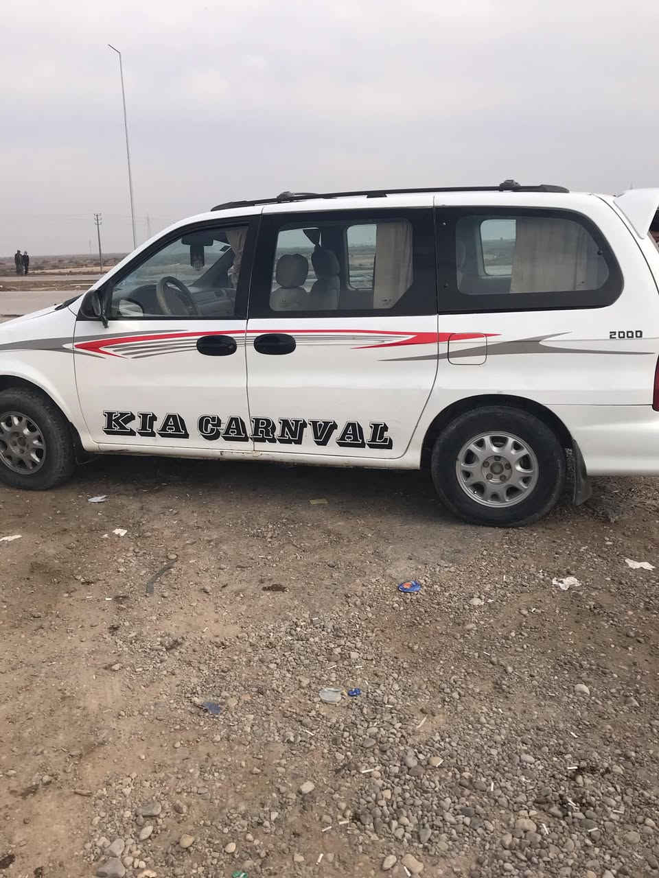كيا كرنفال مديل ٢٠٠٠مكفوله لاصبغ ولاضربه لاصرف لاتبخير حداديه ٨٠بالميه طخم تايرمنضومه غاز رقم بغداد انكليزي مكاني واسط الدجيلي لتواصل ***********
