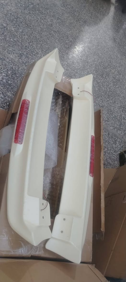 السلام عليكم ورحمة الله 
سبايدر باجيرو تسعينات لحد موديل ٢٠٠٠ بيه ستوب لايت . ابيض عظم عاج غير مصبوغ
السعر ٤٠ الف وتوصيل ٥ الاف كافة العراق.
اكتبلي رقم موبايل وعنوان 
او اتصل أو راسل الصفحة مسنجر او واتساب.
***********
