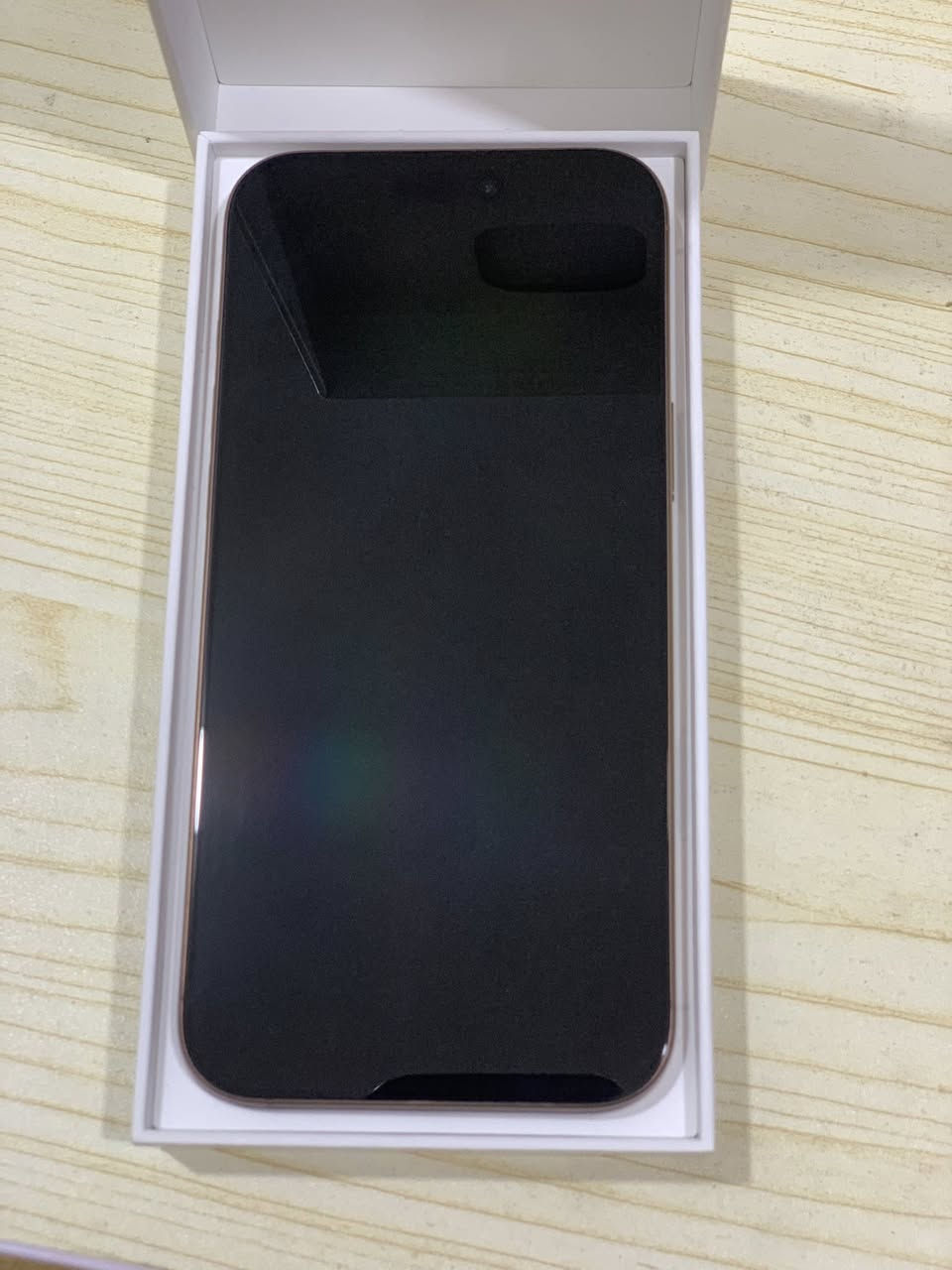 سلام عليكم ايفون 16 برو ماكس شرق اوسط صار شهرين ماخذه ذاكره 256بطاريه 100 مشحون60 مراوس وبيع مراوس بايفون 17 وبيع خاص متواجد فيسبوك ورقم
***********الديوانيه حي الفرات
