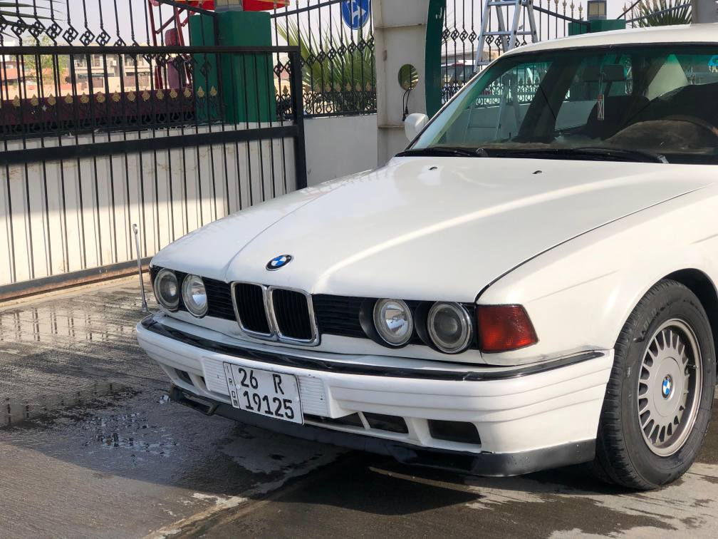 سلامو عليك ئه خواني عندي BMW735توماتيكة سلايته 4تياراته جديد سنوي جديد كارباي شخال رقم واتساب بي*********** كركوك, العراق
