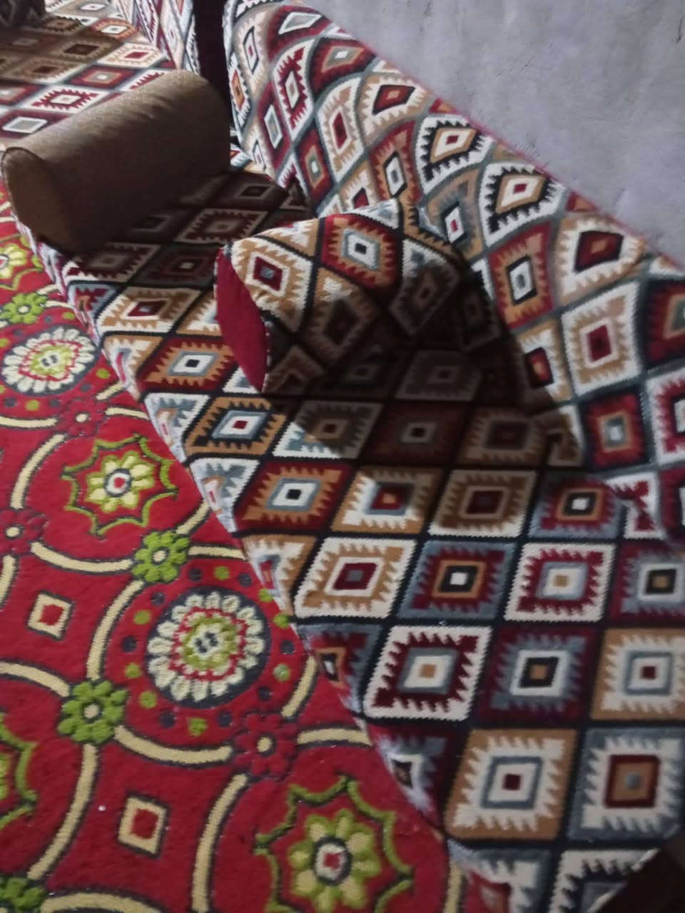 السلام عليكم ديوان للبيع نظيف عشر مقاعد السعر 150 التواصل مع صاحب الرقم مكلف بلنشر ***********
