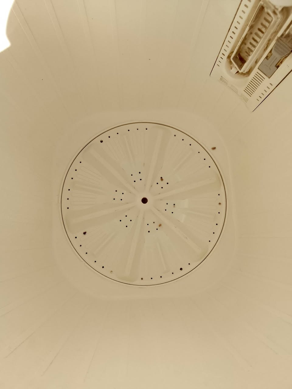 غساله للبيع LG  ياباني غلاف حديد
حجم 13 كم نضافه 75% 

العنوان قلعه سكر تقاطع ركيوه مقابل مكتب القلعه للبناء مجاور عياده ريد زون البيطريه 
للاستفسار ***********
