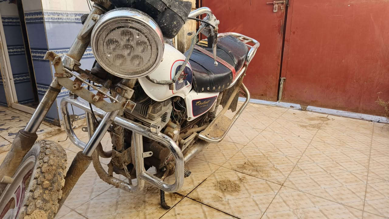 سلام عليكم

تايموته موديل 19 أوراق كامله شغاله ومحركها صافي 
والباقي كله تعبان تفيد تعمير والحالتهم تعبانه
سعرها 350 ابيعلك فقط شاصي والباقي كله هديه وياها 
حتى لحد يجي ويكول فلان شغله تعبانه 
مكاني الشطره

***********
