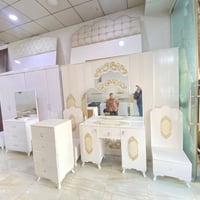غرفه نوم ابواب ملكي كامله 6 قطع النضافه 90بل 100 استخدام  قليل للتواصل...
