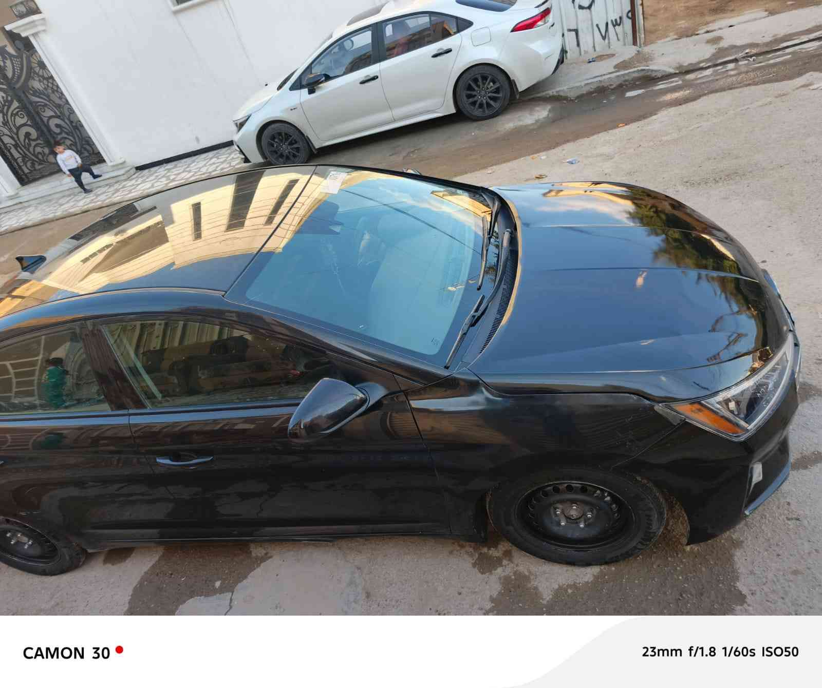 السلام عليكم من رخصة الادمن 
النترا موديل ٢٠٢٠ وارد أمريكي مكينه 2000دوش 
ضربته جاملغ وبنيد 
سياره فول ماعده الفتحة والبصمه
سياره شادلها منضومه غاز +لايتات عدسات زنون 
زرع
رقم بابل بسمي مشروع وطني مكان سياره 
بغداد بل الأمين ثانيه 
السعر 115
رقم ***********
