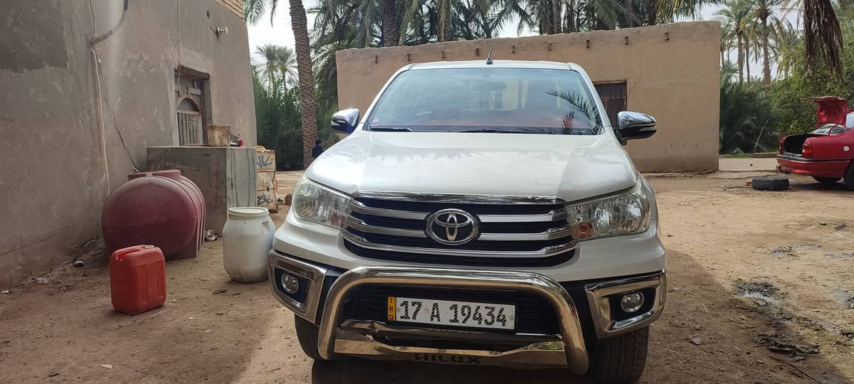 هايلوكس موديل2017
وارد سعودي

محرك 2700، 4 سلندر،بدون تنقيص 5 نمر 
فور ويل 4*4
اشاير بلمري 
جام كهرباء
تحكمات استيرن
لد الأمامي
درع لامامي
دواسات جانبيه
مسجل 
هوك خلفي
تخم تاير جديد
مكفوله كفالة عامة
السعره 235ورقه
الرقم الهاتف***********
الموقع نجف لاشرف/المشخاب
