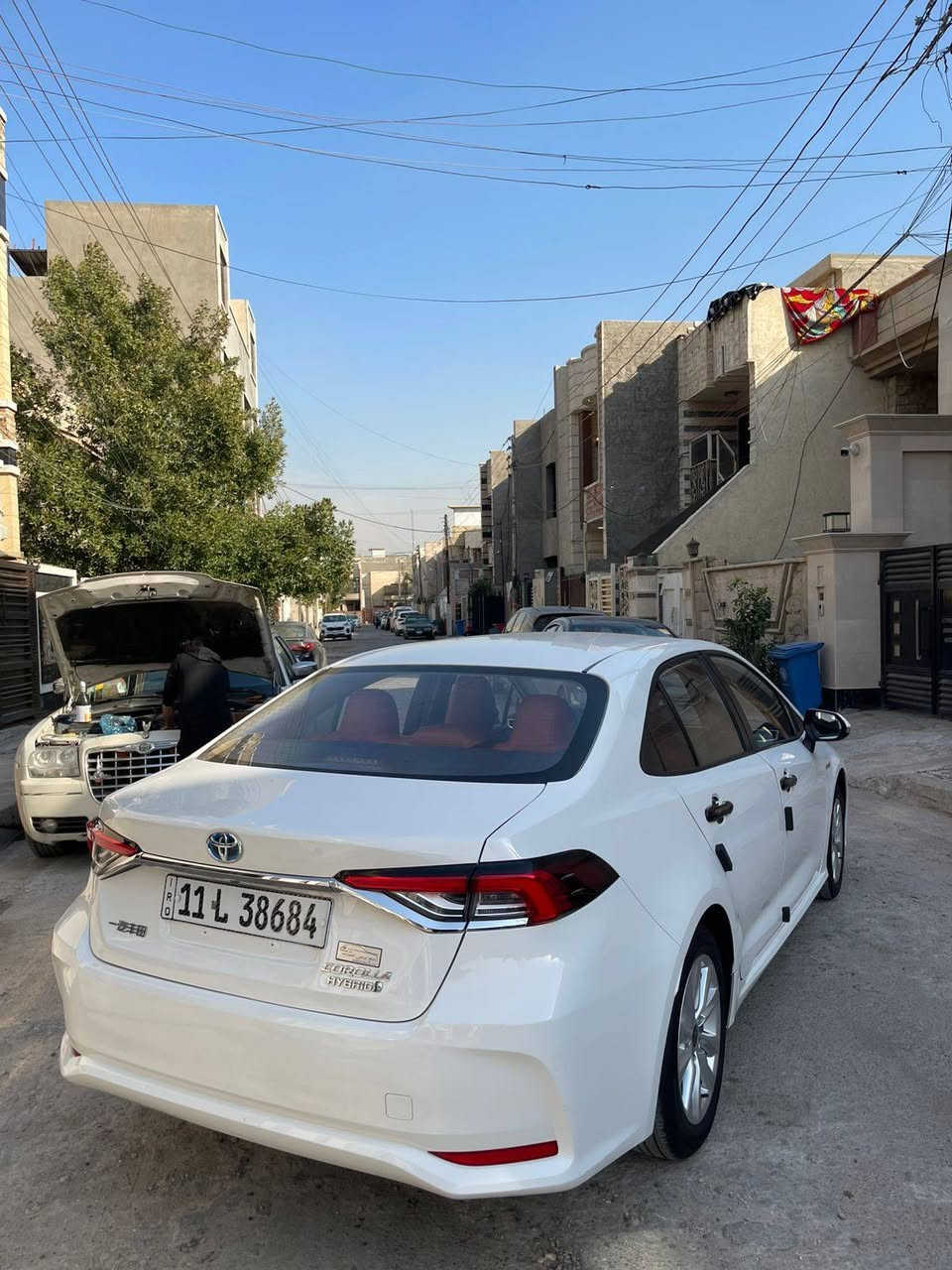 كورلا هايبرد 2024 مكفوله من الصبغ بيه بارد فقط ماشيه 28الف
داخل احمر فول ماعدا كشن كهرباء
***********

السعر 148 بيه مجال بسيط
