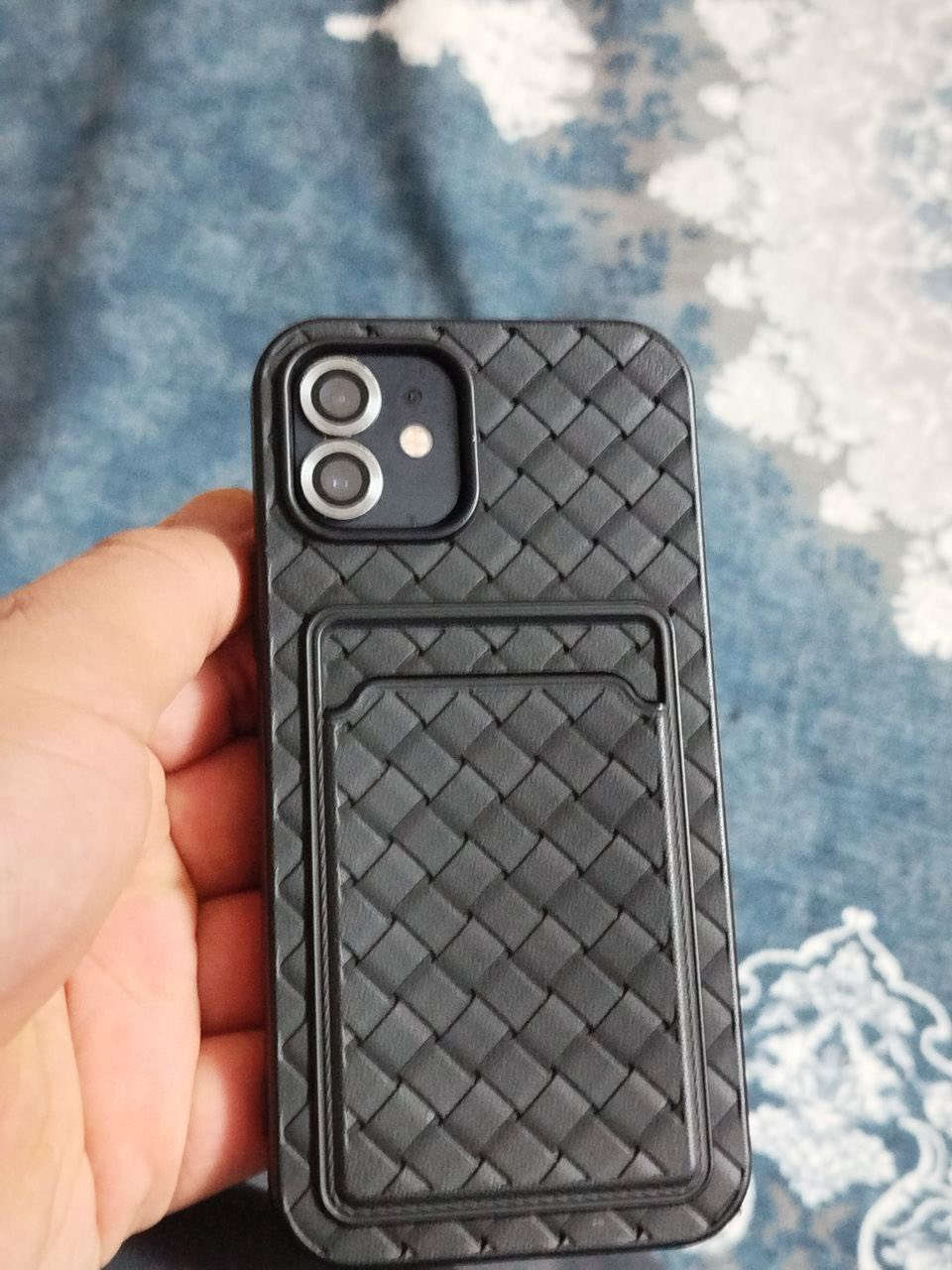 سلام عليكم 
ايفون ١٢ عادي 
موبايل بلاد ممفتوح 
شاشه بلادي 
فيس اي دي شغال 
كامرات كلهن شغاله 
تحديث ios26.1
بطارية 🔋 ٨٨بلادي
ذاكرة ١٢٨ گيگا 
العيب الظهر الخلفي مكسور ممأثر على اي شيء 
السعر ٣٢٠ بي مجال بسييط 
الرقم ***********
