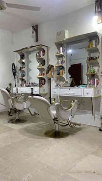 للبيع مستعجل • بغداد علي صالح