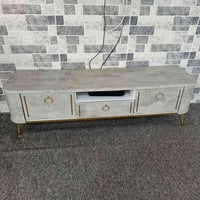 ميز بلازما • موصل يسار