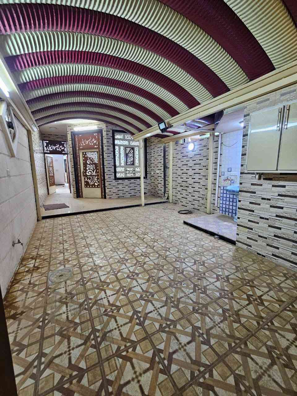 دار للبيع الديوم منطقة ال14الف خلف اسواق الزوبعي مباشر مساحه 150متر وجه 5نزال 30 طابقين غرف نوم 4 وصاله عدد 2ومجموعه صحيه عدد 3ومطبخ واستقبال وكراج نضام دكتات بناء حديث السعر المطلوب 95وبي مجال للاتصال والاستفسار ***********
Dhafer Alnaseri 
ابوعبدالرحمن الدليمي 
أو مراجعه مكتبنا الكائن الديوم شارع 60 مقابل الجامعه الاهليه مكتب قتيبه للعقار
