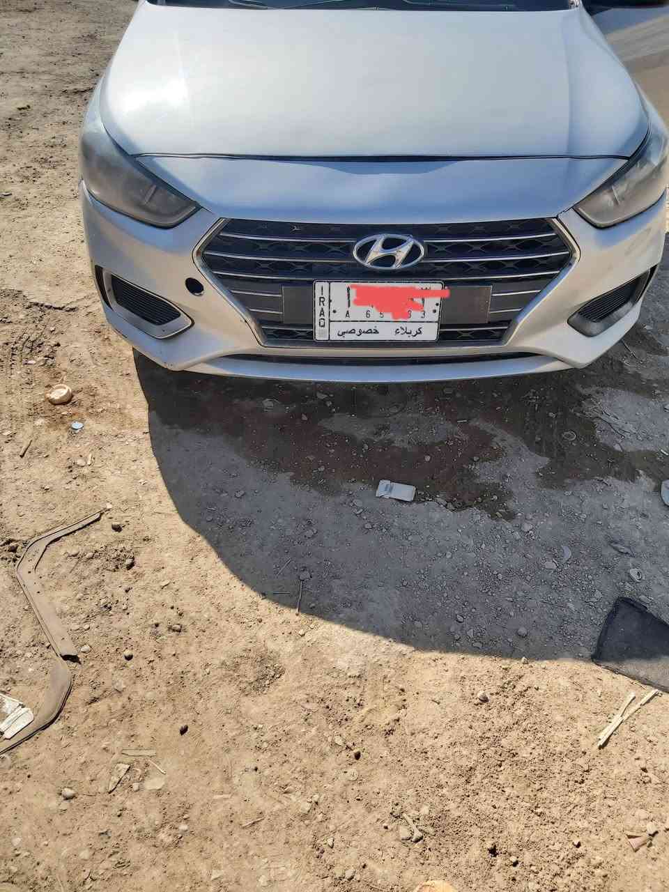 اكسنت موديل ٢٠٢٠ لون سلفري جديدة وارد امريكي فول مواصفات سيارة ناااعمة  (نضام سبورت ...رادار ...كامرة خلفي ...شاشة لمس، نضام ABS
مانع انزلاق ،حساسات،  بك لايت ليد، تخم تايرات استوني شادهن ،باتري جديد
حدادية وصدر جدد ،تبريد ثلج ❄️❄️، ايرباكات سليمه ،كير AT المرغوب( اي قطعه مامفتوحه ليبل واحد سياره)... محرك ١٦٠٠gdiحادثها جاملغ جهة العبري ومبدل  وخشم البنيد فقط ومعمر ( على وضع الشركة ) اي قطعه مامفتوحه ليبل واحد سياره
رقم الهاتف واتس اب ***********
ملاحظة/ ما بيها ولا قطرة معجون
رقم كربلاء  وكاله بأسمي مع ( الباركود) 
مكان السيارة  ذي قار / الشطره 
السعر ١١٠
