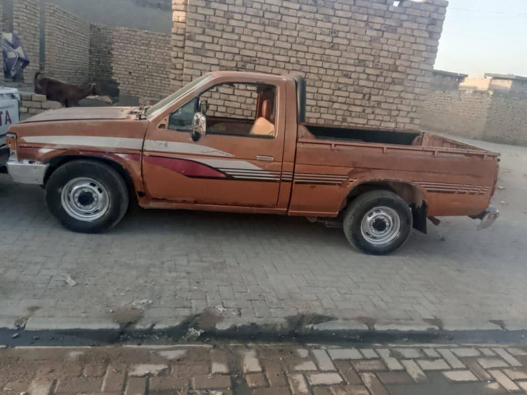 سلام عليكم بيكم نيسان موديل 93 مكفوله منضربه ولكلبه محرك كير شاصي مكفولات نضاف  انبار صدامي مالك ما اندله سعر 13 وبيه مجال مكان سماوه رقم الهاتف 
***********//مكلف بنشر
