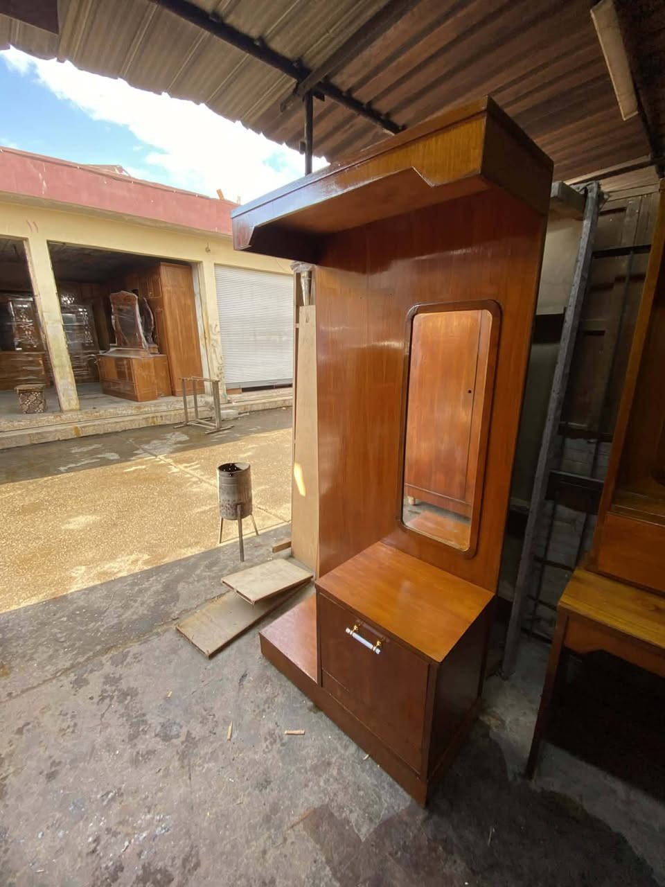 غرفه نوم خشب ثقيل نضيفه سعر 450 بي مجال بسيط عنوان موصل باب جديد الاستفسار عل خاص متابعيني همتكم علقو عل منشور حت لو ماتشترون


**إذا كنت صاحب هذا الإعلان وتريد حذفه لأي سبب، رجاءا أرسل رسالة إلى الدعم الفني**