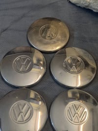 تخم كبات برازيل جدآ للبيع السعر ٦٠ ألف الشراي يخابرني ٠٧٧٠٢٩٢٢٥٩٤