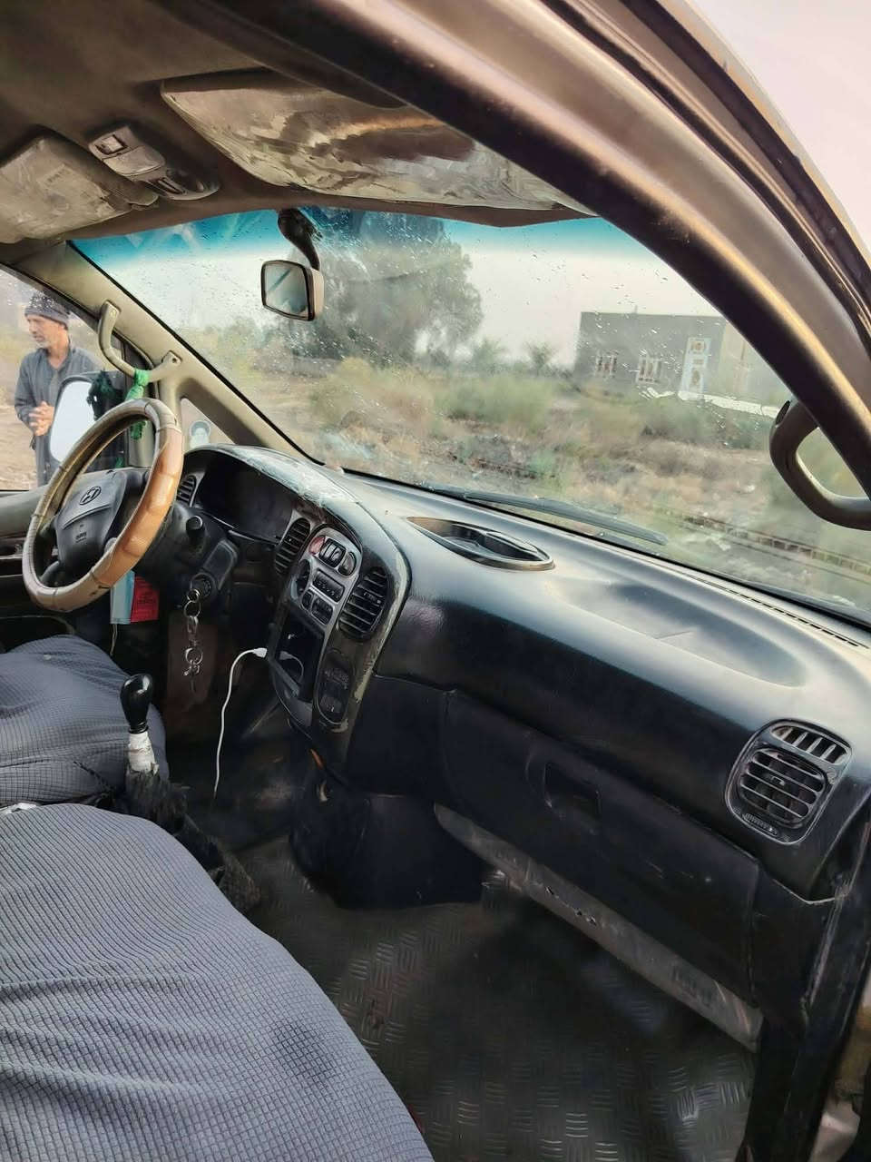 ستاركس مفتوح لا ضربه ولا صبغ مكينه بيها بخار بدون تنقيص مصفره رقم بغداد انكليزي مكانها ناصريه ***********
