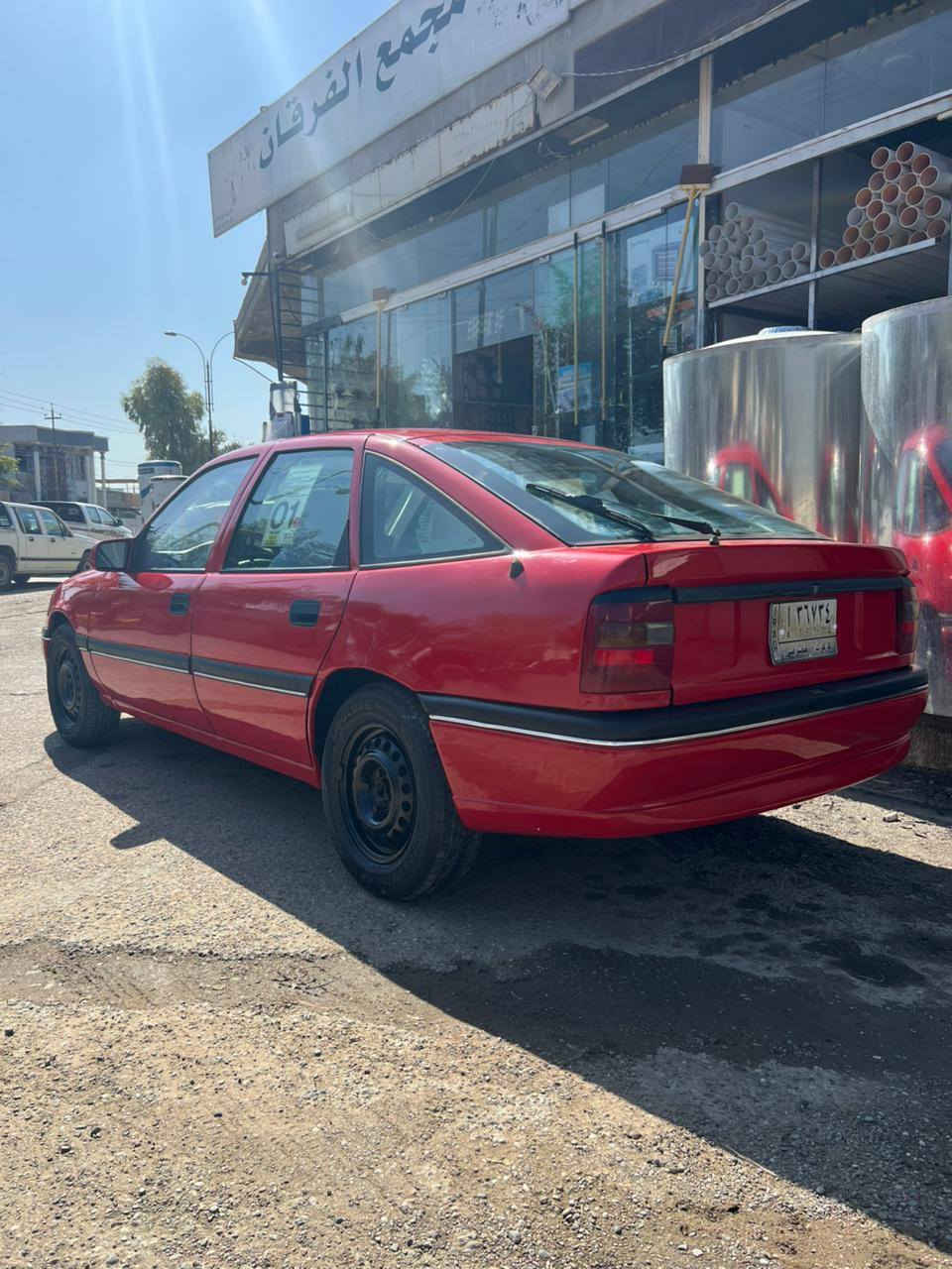 سلامو عليكم سياره اوبل  موديل 1994سيدي كرستال سياره جام كهرباي محرك 20 سنويه لحد 28بطاقه بانزين ***********
