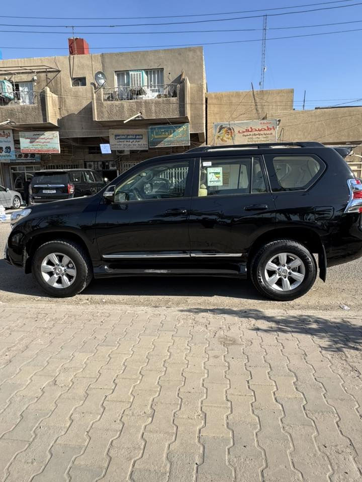 موديل 2014فول مكينه6سلندر سياره جديده مابيه اي نقص رقم بغداد بسمي  ملاحضه بيه صبغ بل صفحه الايسر اثر بطش شامرين عليه بدون حادث مكفوله السعر240وبيه مجال بسيط *********** بغداد البياع
