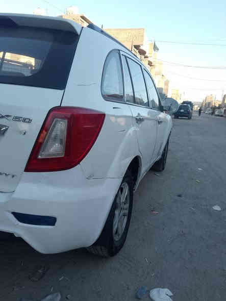 سلام عليكم سياره ليفان للبيع مكينة مكفولة كير عادي مديل 2014 رقم واسط انكليزي تحويل مباشر تبريد ثلج 
السعر 55 وبيها مجال 
العنوان بغداد العبيدي 
***********
