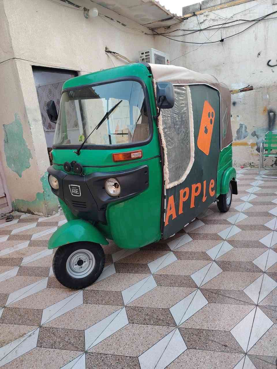 باجاج 2021 رقم سنويه مكينه مفتوحه بدي بي رشات صبغ شوف العين تكتك جاهزه تخم تاير جبلي ترايك وين ما تريد السعر 6 ملايين  الشراي يتصل *********** مكاني البصره الحيانيه التاميم
