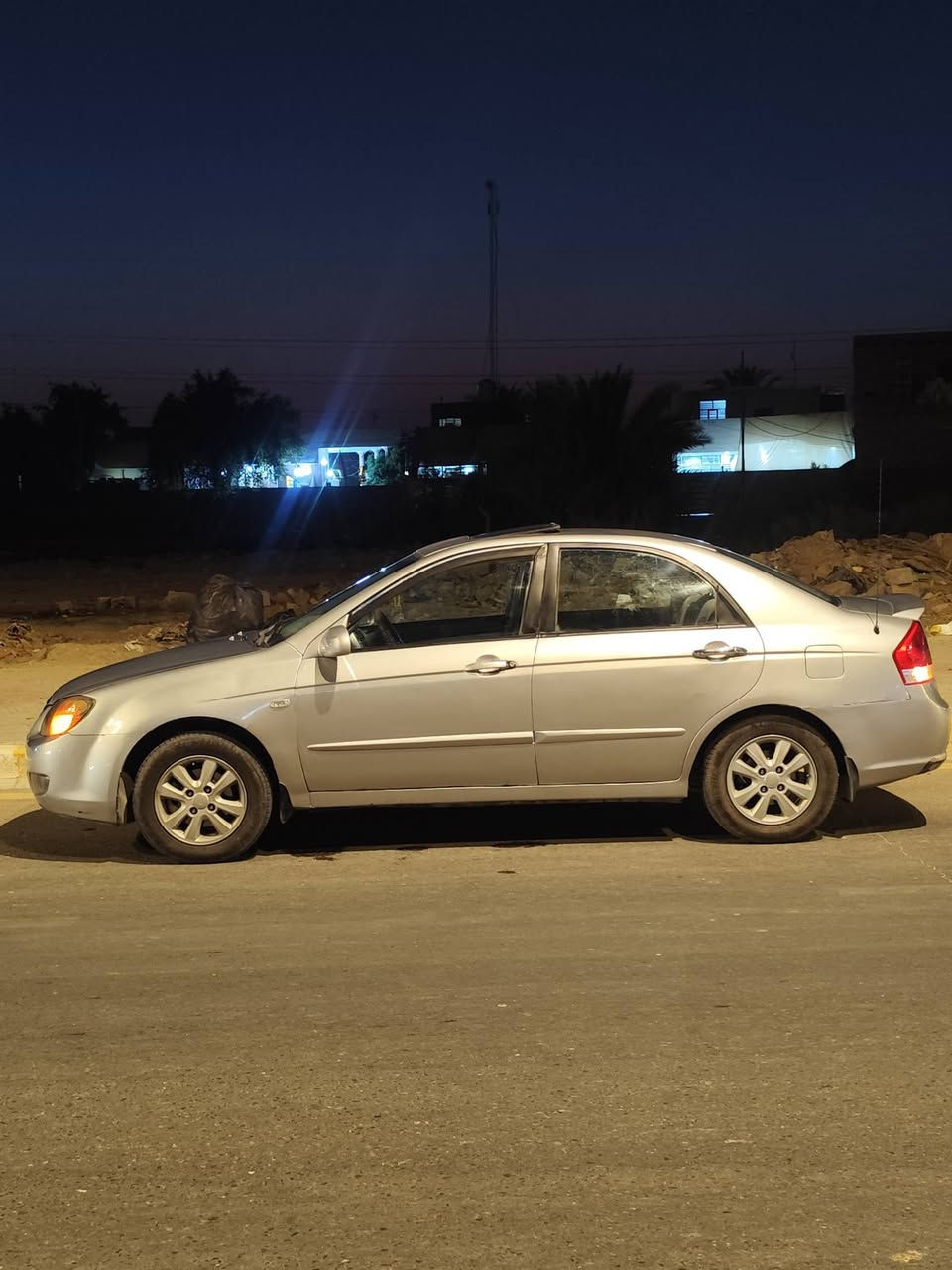 سيراتو 2009 خليجي كربلاء بسمي
مصبوغه عام رش خارج بدون داخل
كير محرك شادهن جدد سياره جاهزه
مكان كربلاء سعر 79 وبيها مجال
***********
