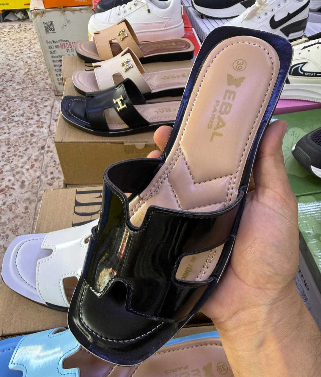لحكو كميه قليله شحاطات نسائي جلد تركي طبي من 37 ل41 السعر 4 الاف بس يتوفر توصيل لكل الحله المكان حي الامام علي شارع المطبات اسم المحلات مجمع توباكو لتنزيلات الاحذيه


**إذا كنت صاحب هذا الإعلان وتريد حذفه لأي سبب، رجاءا أرسل رسالة إلى الدعم الفني**