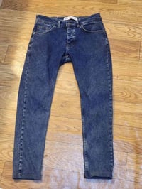 مقاس ٣٠ • القطعة ٧