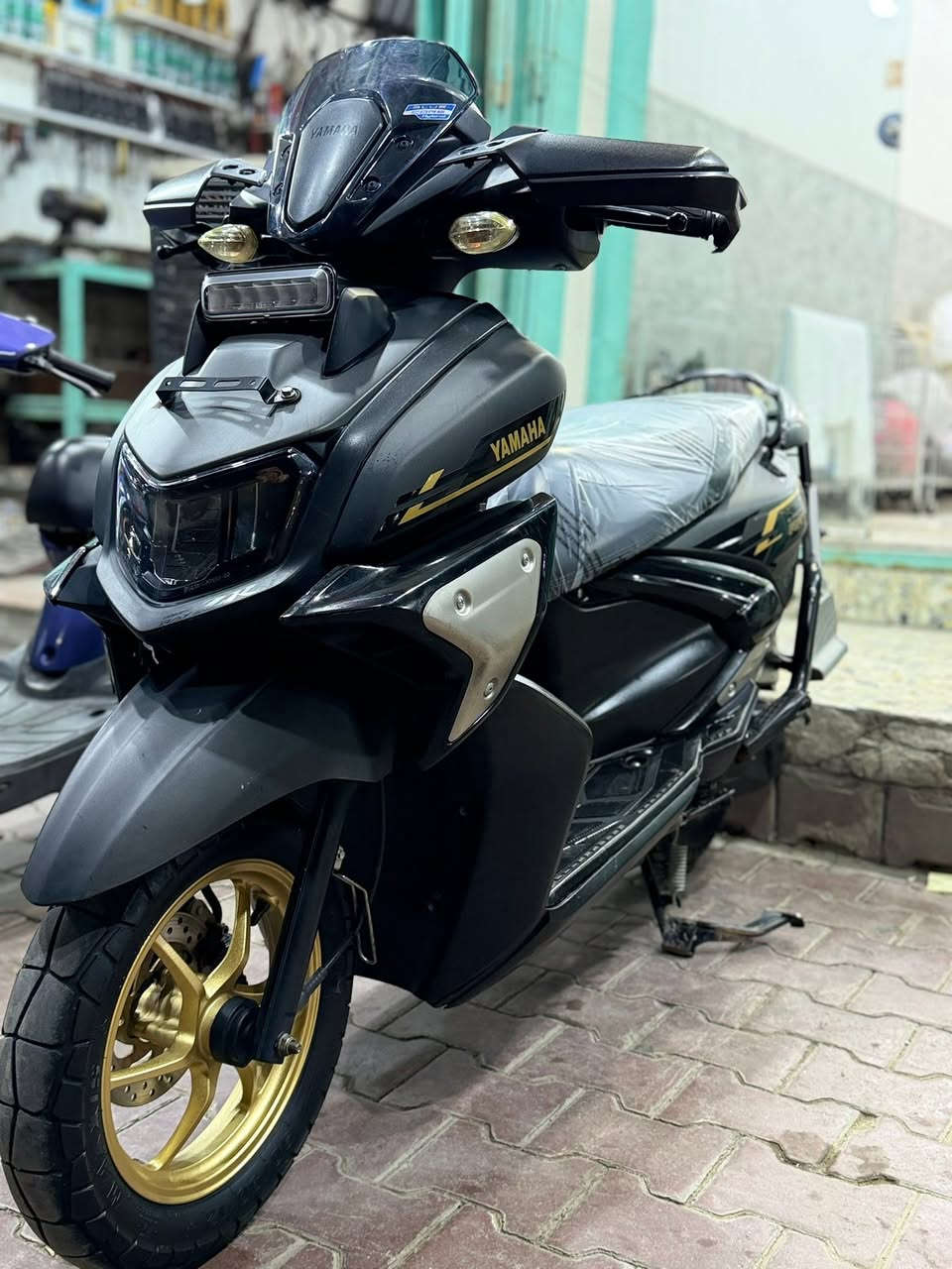 ســلام عليڪم 🤝
⭕️YAMAHA ZR  2024
🩸مكفوله بحاله الوكاله 🩷
‎🚧مرقم مثنى🚦🚦
‏‎للاستفسار ***********☎️ ‏السماوة الحيدريه .شارع المحافظه ‏‎متوفر🟥بيع🟥شراء🟥مراوس🚦اقصاد⭐️
