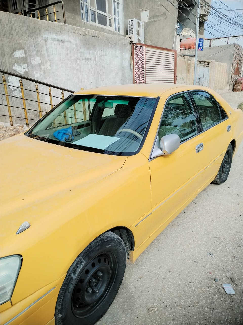 سلام عليكم. ملكه للبيع او مراوس موديل 2005 كصتين سعر 35 وبيه مجال رقم بغداد بيه حجز مرور قرار 48 سياره معمره جديده حداديه واماميه وخلفيه ومكينه جديده وكاله ام باركوت العنوان النجف 
***********
