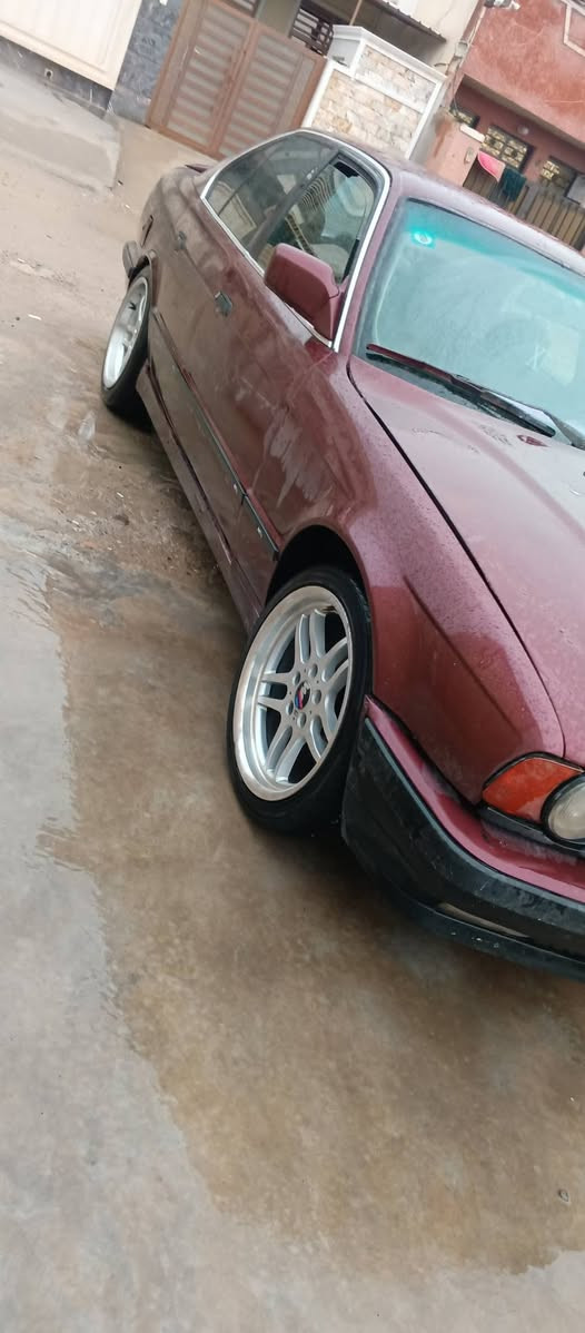 سلام عليكم بي ام موديل 93حجم 520
رقم نكليزي بغداد سياره جاهزه من كير ومحرك تخم تاير حداديه مكان سياره بغداد قرب مرور الحسينية 
سياره بلاش سعر /35/وبيه مجال حك جيه 
***********
