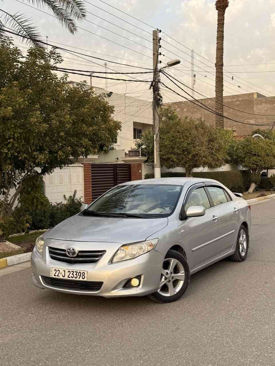 سلام عليكم 

كورلا خليجي 2010 مكفولا من الضربه و الصبغ و التبديل 
رقم اربيل بسمي الرقم الدولي 
بيها جراد بسيط بل قماره 
المواصفات العاديه مال الكورلا 
شاشه كامره 
حساسات خلفيه 
جرص بل 120 
سبايدر خلفي بلادي 
السعر (119) مجال بسيط جدا 
مكاني بغداد الكرخ 
بيع او مراوس 

***********
