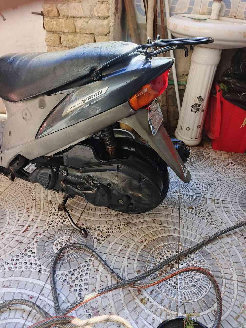 دراجه ادرس للبيع كله شغاله نوزل مكينه 125 cc
تايرات جدد مكينه مفتوحه مرة وحدة ومبدل بهة بس بستم 55 وعوزه دكمه مال اشاير عاطله وماعندي مجال ابدله تجي تفحص كلشي وتاخذ السعر 350 وبه مجال بصيط حك الجيه للستفسار اتصل ***********
